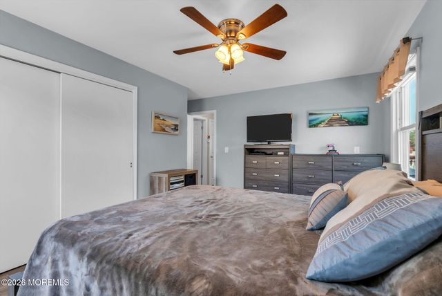 835 Vaughn Avenue, Toms River, NJ 08753