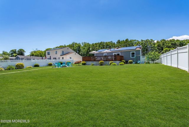835 Vaughn Avenue, Toms River, NJ 08753