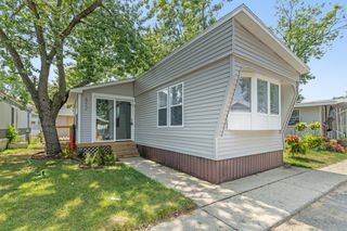 852 Tarpon Street Sw, City Of Wyoming, MI 49509