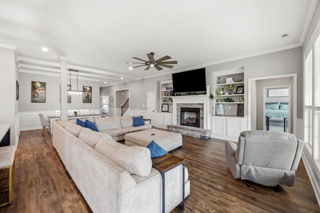 445 Houston Oaks Drive, Paris, KY 40361