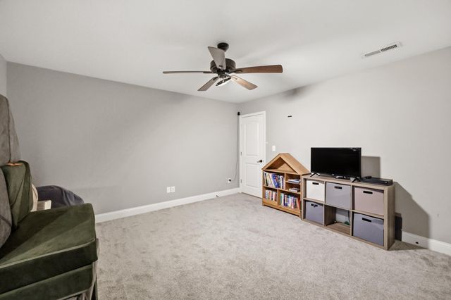 445 Houston Oaks Drive, Paris, KY 40361
