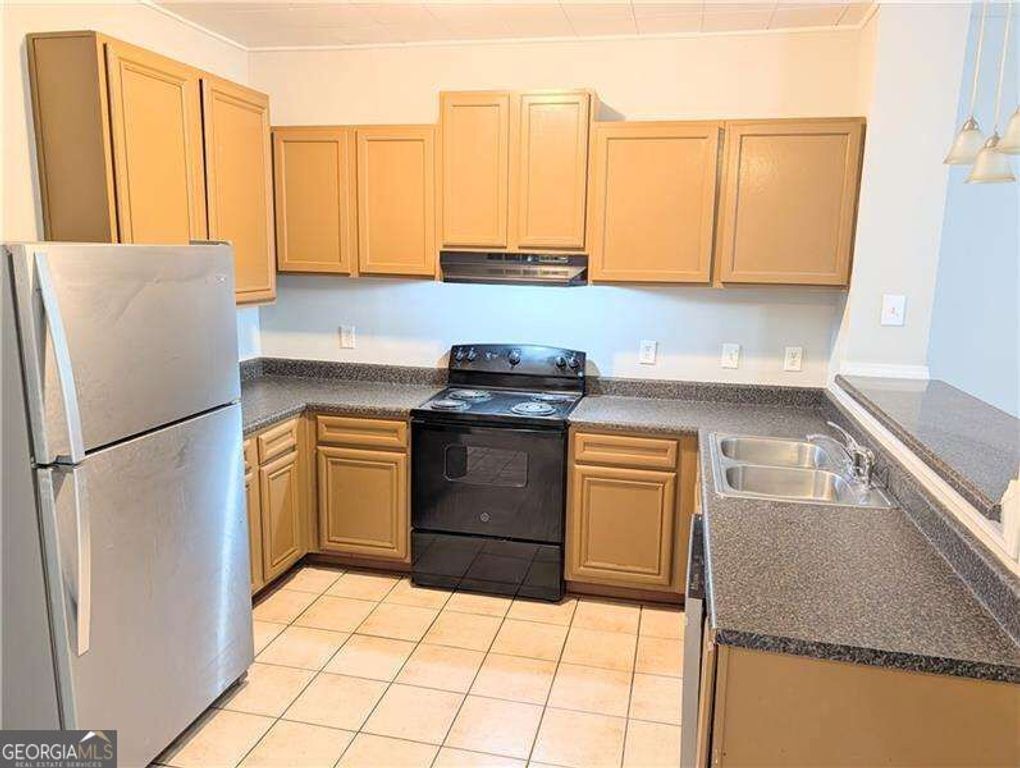 4267 High Park Lane, Atlanta, GA 30344 — photo 5