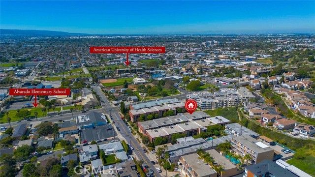 2101 E 21st 212, Signal Hill, CA 90755