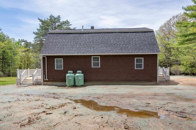 35 Bittersweet Lane, Tilton, NH 03276