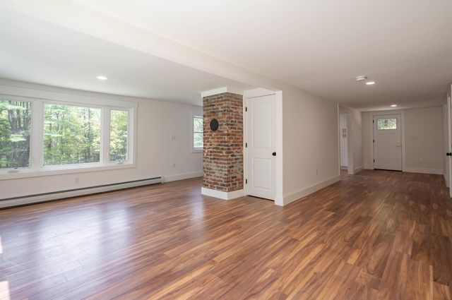 35 Bittersweet Lane, Tilton, NH 03276