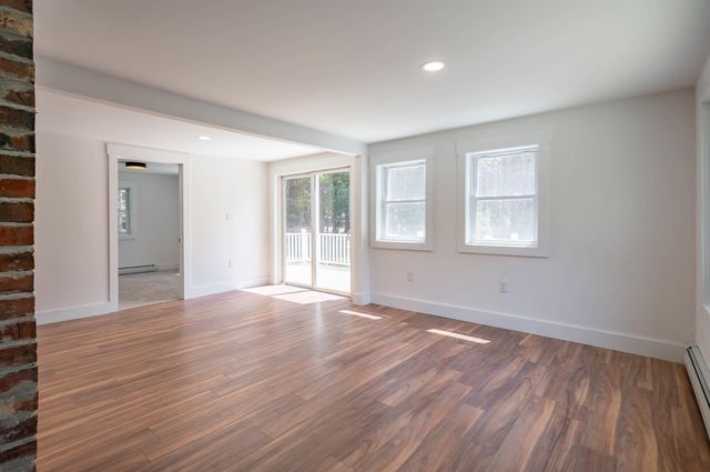 35 Bittersweet Lane, Tilton, NH 03276