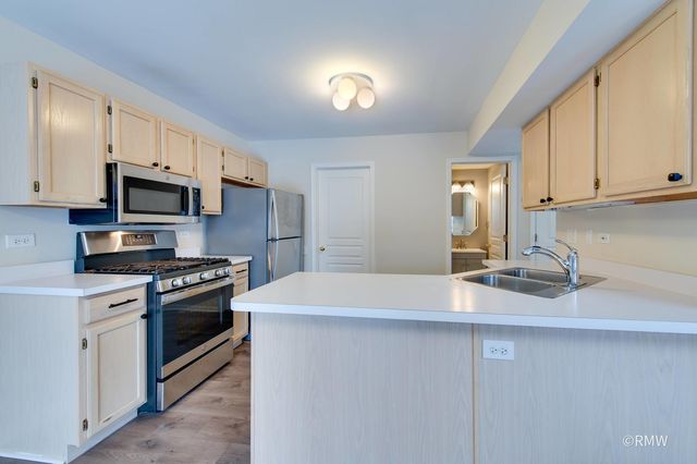 1223 Summersweet Lane, Bartlett, IL 60103