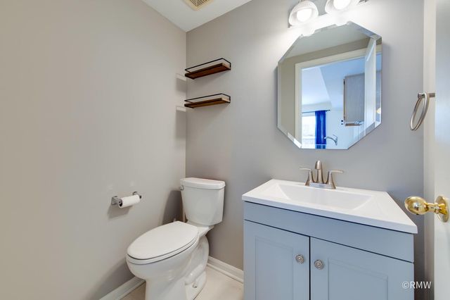 1223 Summersweet Lane, Bartlett, IL 60103