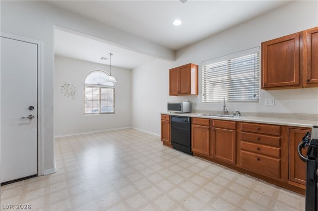 6072 Corbin Avenue, Las Vegas, NV 89122