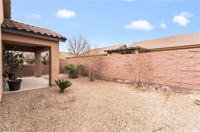 6072 Corbin Avenue, Las Vegas, NV 89122