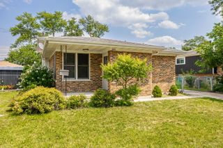 16419 Laura Lane, Oak Forest, IL 60452