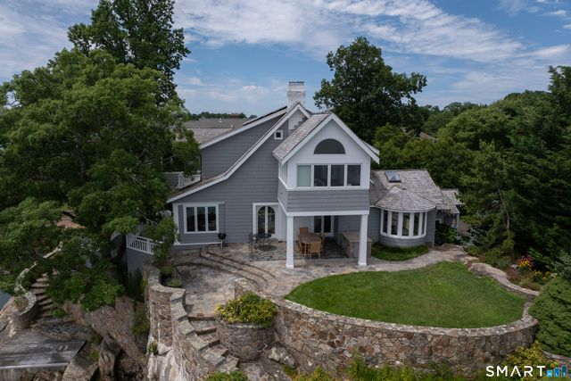 18 Rockland Park, Branford, CT 06405