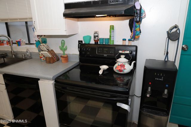 911 Luna Street, Las Cruces, NM 88001