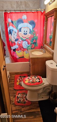 911 Luna Street, Las Cruces, NM 88001