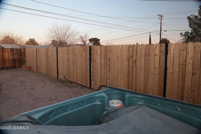 911 Luna Street, Las Cruces, NM 88001