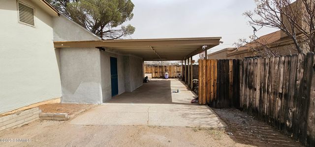 911 Luna Street, Las Cruces, NM 88001