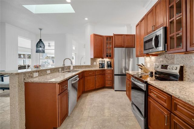 2 COVENTRY PLACE, Palm Coast, FL 32137