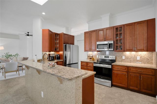 2 COVENTRY PLACE, Palm Coast, FL 32137