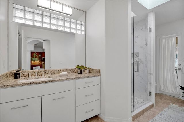 2 COVENTRY PLACE, Palm Coast, FL 32137