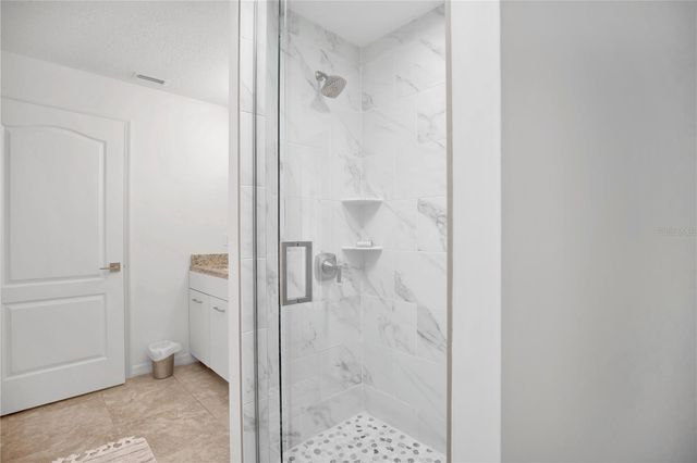 2 COVENTRY PLACE, Palm Coast, FL 32137