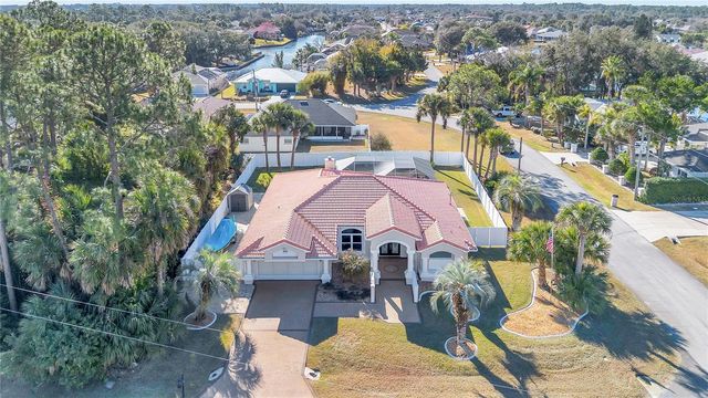 2 COVENTRY PLACE, Palm Coast, FL 32137
