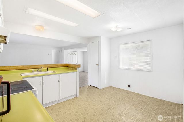 4815 Airway Drive #12, Moses Lake, WA 98837