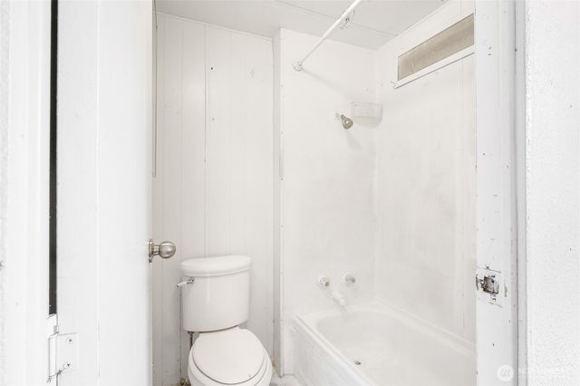 4815 Airway Drive #12, Moses Lake, WA 98837