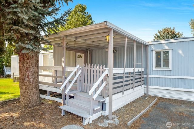 4815 Airway Drive #12, Moses Lake, WA 98837