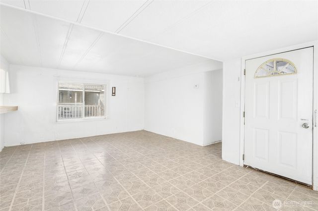 4815 Airway Drive #12, Moses Lake, WA 98837