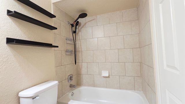 2400 Jupiter Road B9, Plano, TX 75074