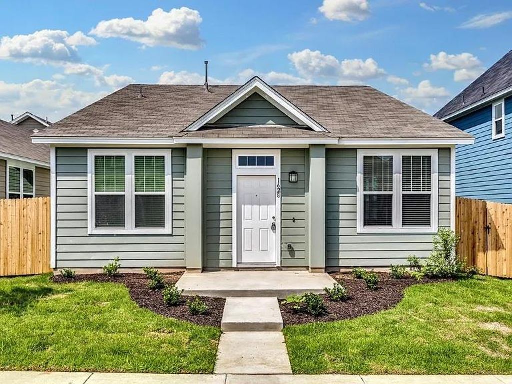 1628 Arbor Knot DR, Kyle, TX 78640