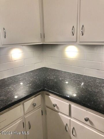 2940 Oleander Drive D-16, Wilmington, NC 28403