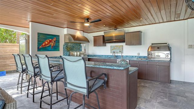 513 VILLA ROSA WAY, Anna Maria, FL 34216