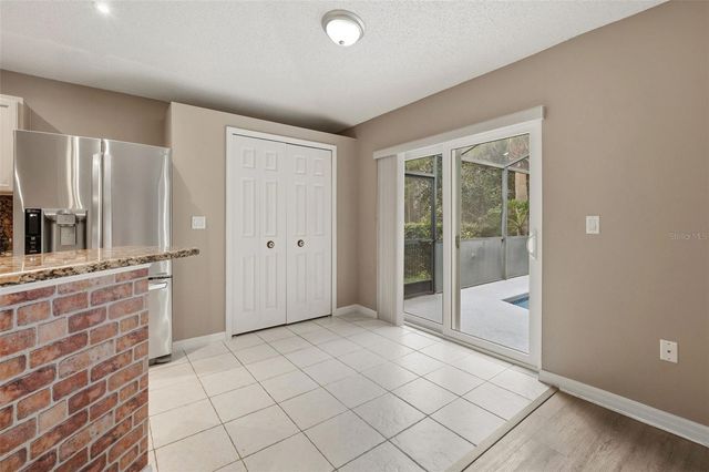 239 CHINA BERRY CIRCLE, Davenport, FL 33837