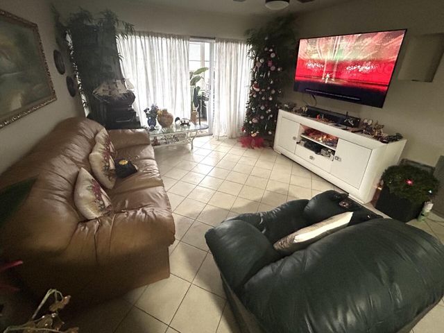 506 Davis Road 66, Palm Springs, FL 33461