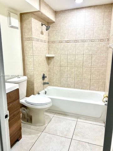 7900 S Colony Cir S 105, Tamarac, FL 33321