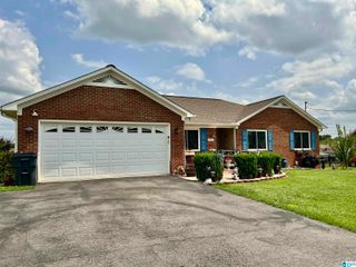 286 ANDREW DRIVE, Weaver, AL 36277