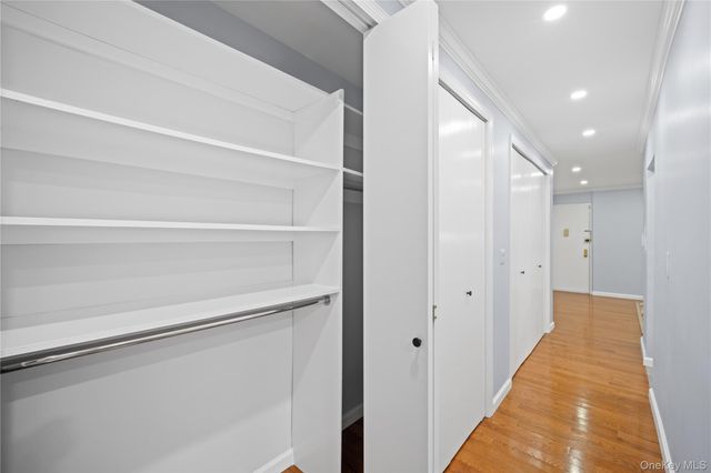 75-34 Bell LF, Bayside, NY 11364