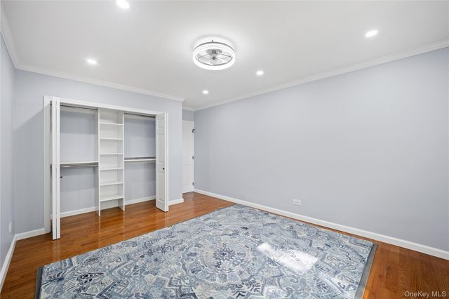 75-34 Bell LF, Bayside, NY 11364