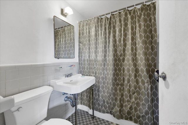 6 Fordham Hill Oval 10A, Bronx, NY 10468