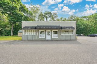 1443 Main St, Agawam, MA 01001
