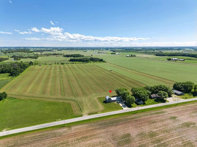 22319 BOXWOOD ROAD, Brillion, WI 54110