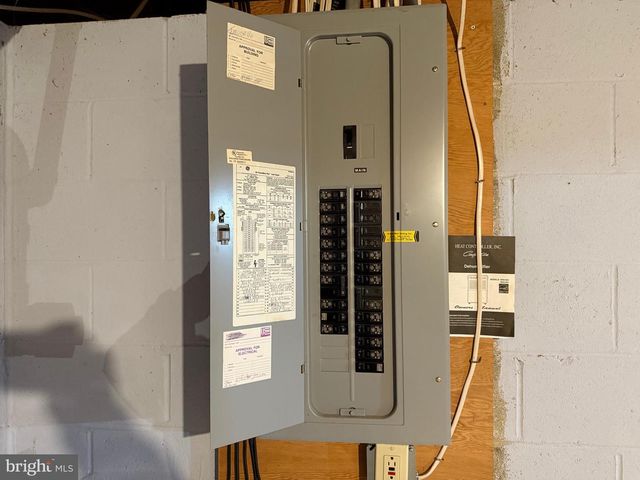 52 DUBOIS RD, Bridgeton, NJ 08302