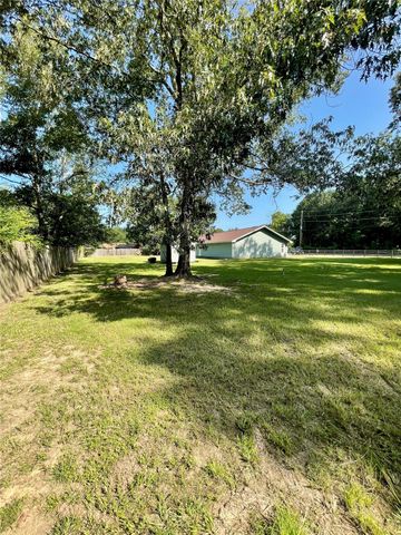 144 County Road 337, Cleveland, TX 77327