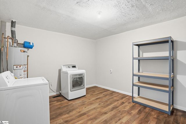 4 Neville Circle, Greenville, SC 29617