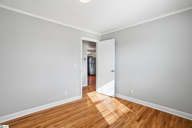 4 Neville Circle, Greenville, SC 29617