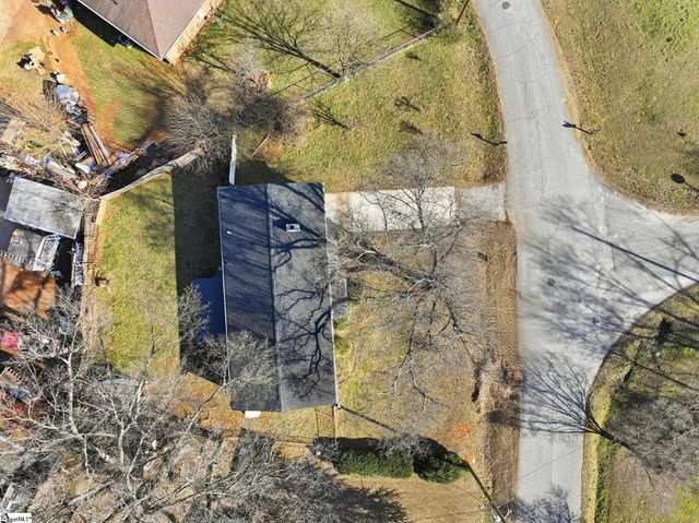 4 Neville Circle, Greenville, SC 29617