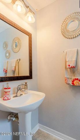 11898 LAKE BEND Circle, Jacksonville, FL 32218