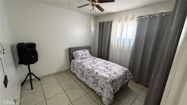 48 Paradise S, Carson, CA 90745
