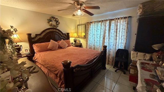 48 Paradise S, Carson, CA 90745